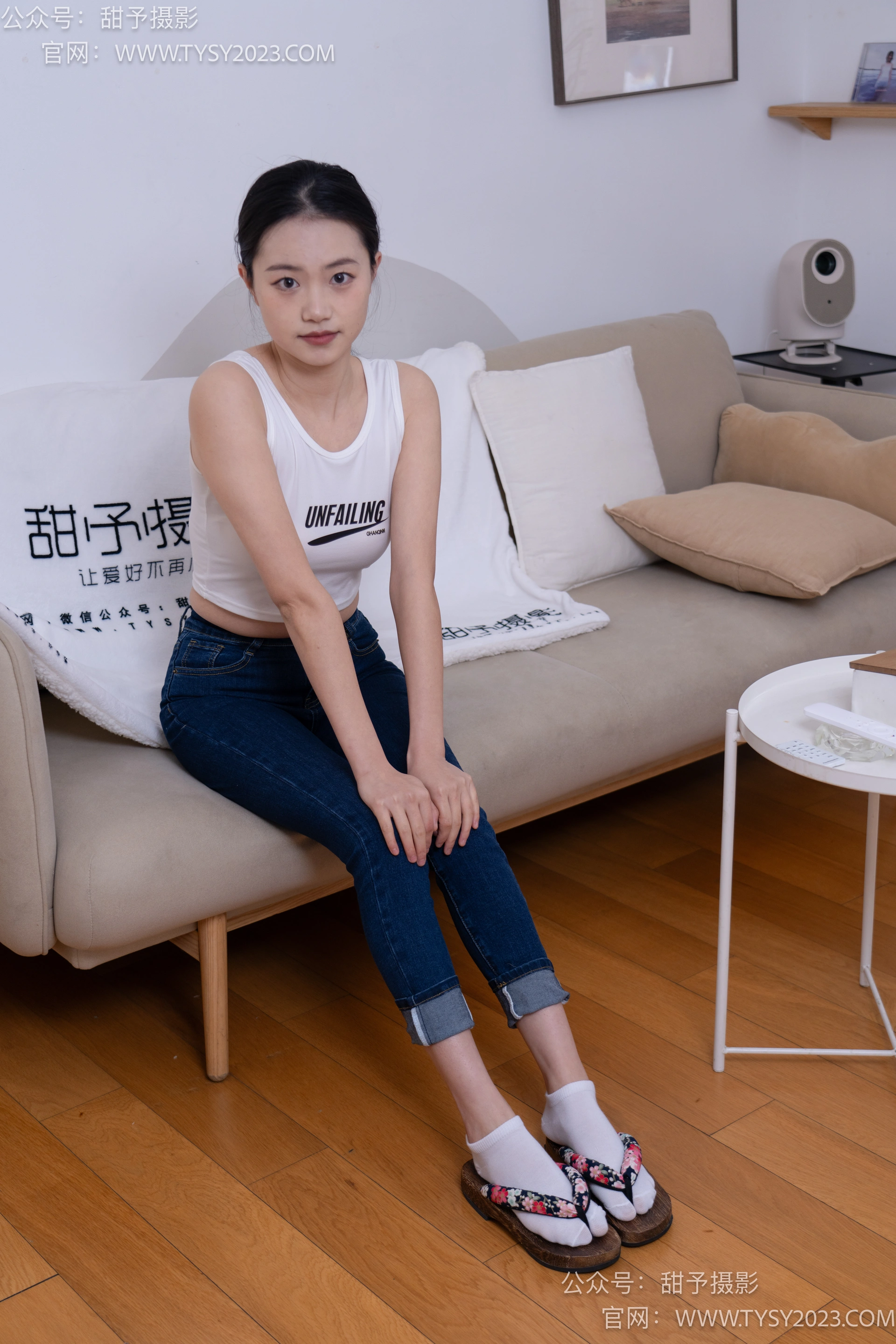甜予摄影 No.069 齐齐-短靴、人字拖、短白棉袜、长白棉袜、裸足 1